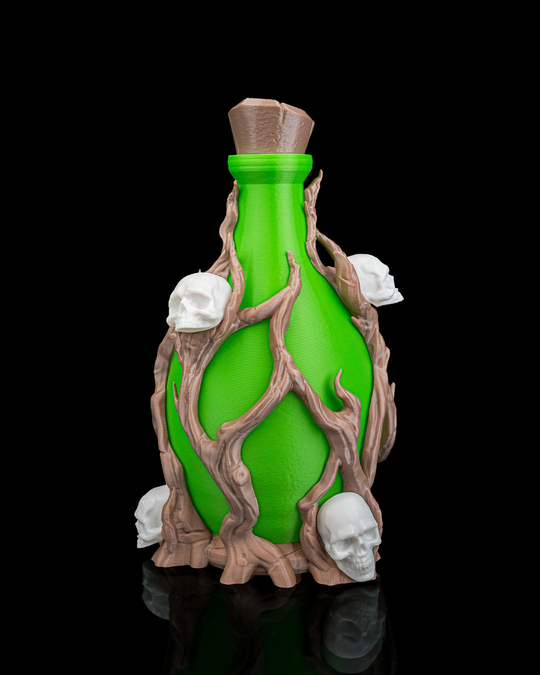 Deadly Sip – Spooky Table Lamp | Creepy Halloween Decor & Mood Lighting