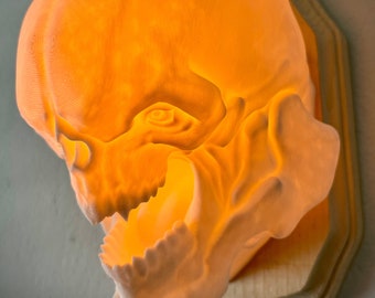 Doom Eternal Hell Knight inspired wall trophy lamp to decorate your room: bedroom, playroom or office.