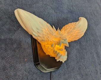 Monster Hunter Nergigante inspired wall trophy lamp to decorate your room: bedroom, playroom or office.