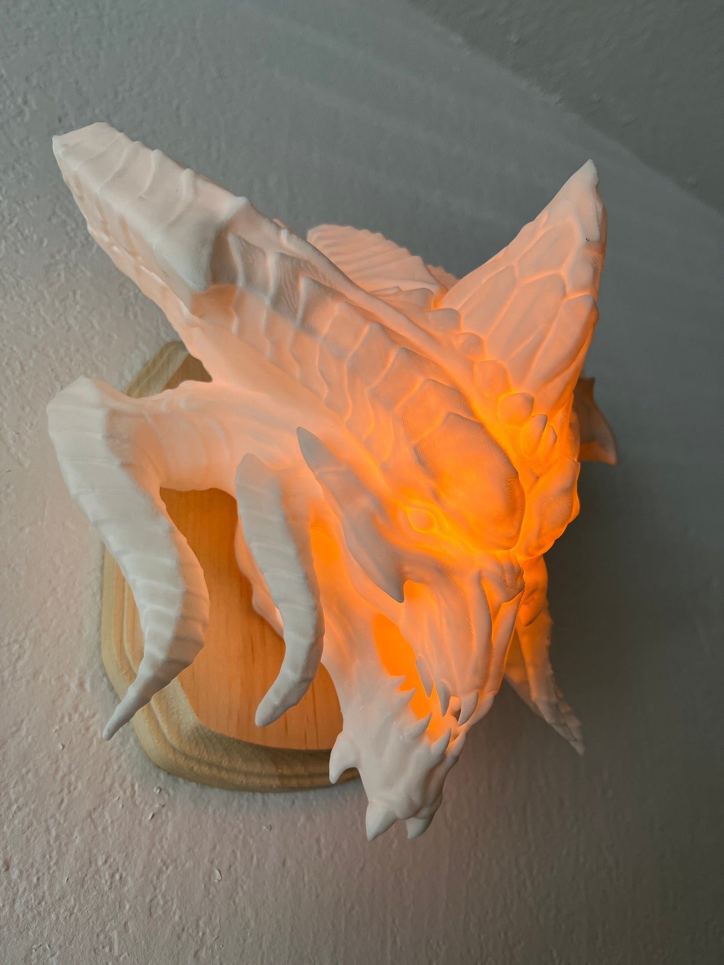 Diablo inspired wall trophy lamp to decorate your room: bedroom, playroom or office.