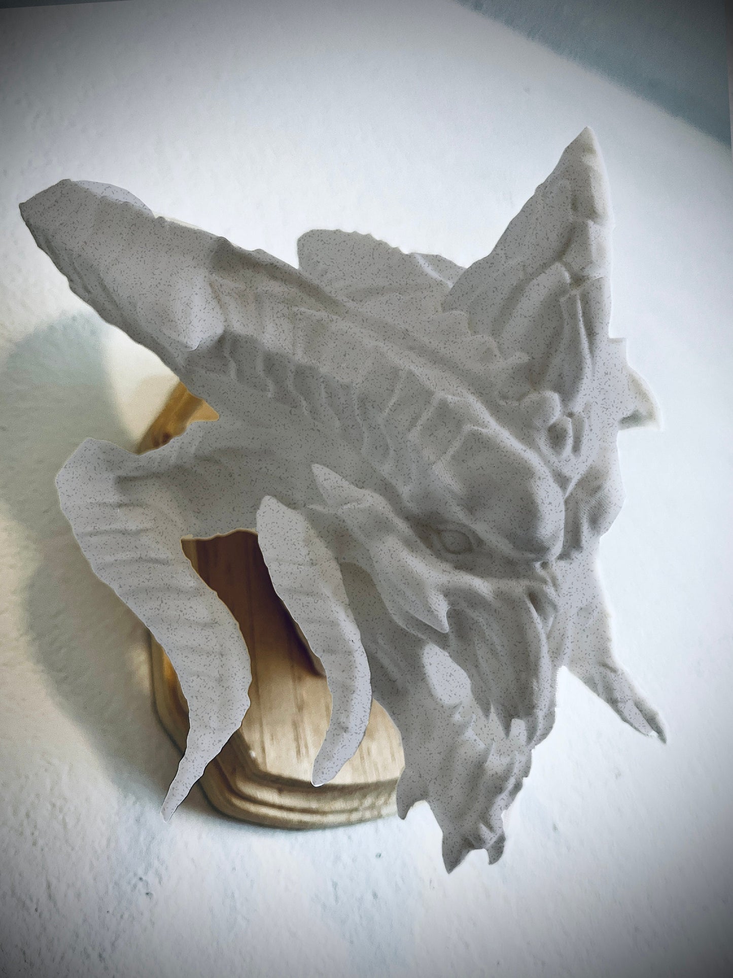 Diablo inspired wall trophy lamp to decorate your room: bedroom, playroom or office.