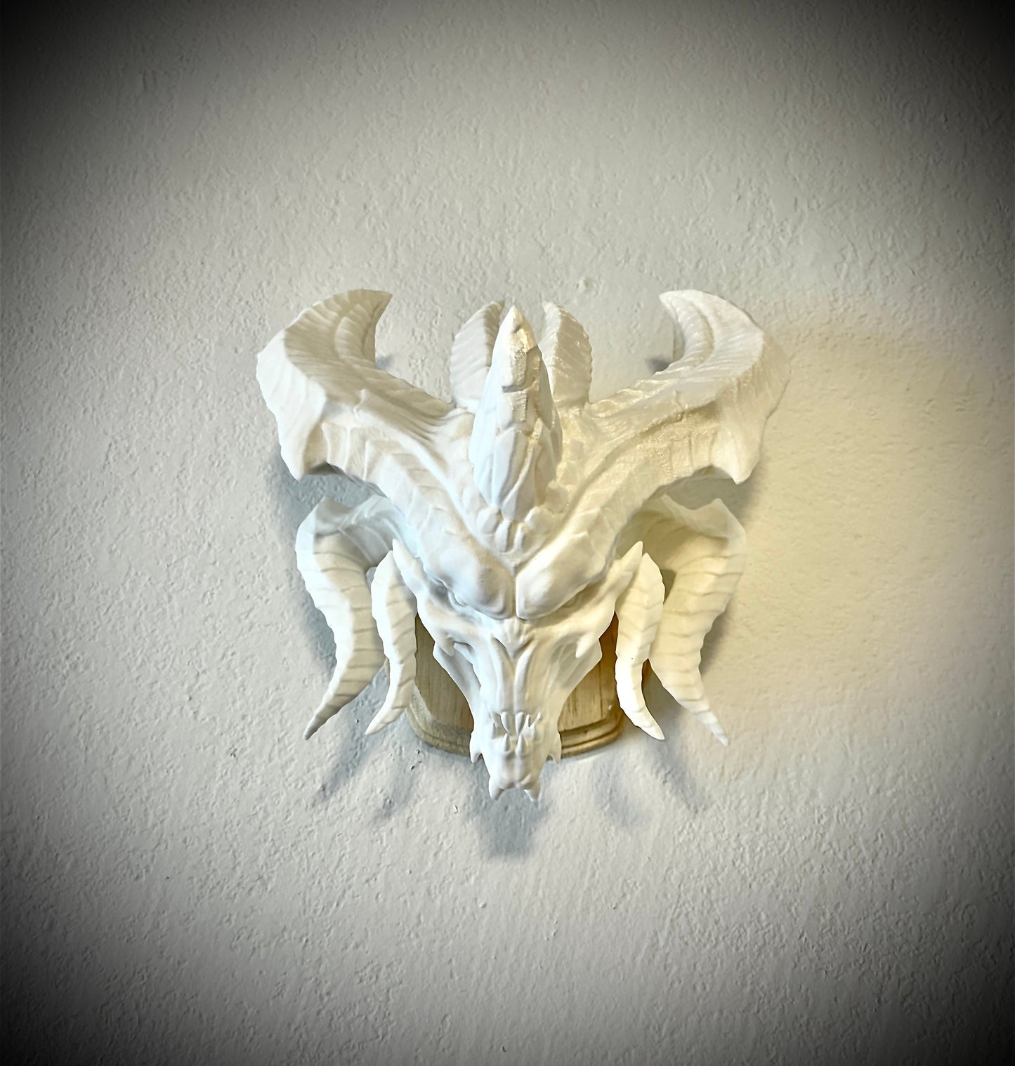Diablo inspired wall trophy lamp to decorate your room: bedroom, playroom or office.