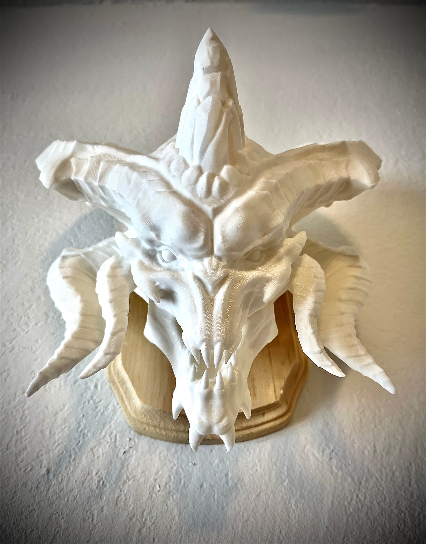 Diablo inspired wall trophy lamp to decorate your room: bedroom, playroom or office.