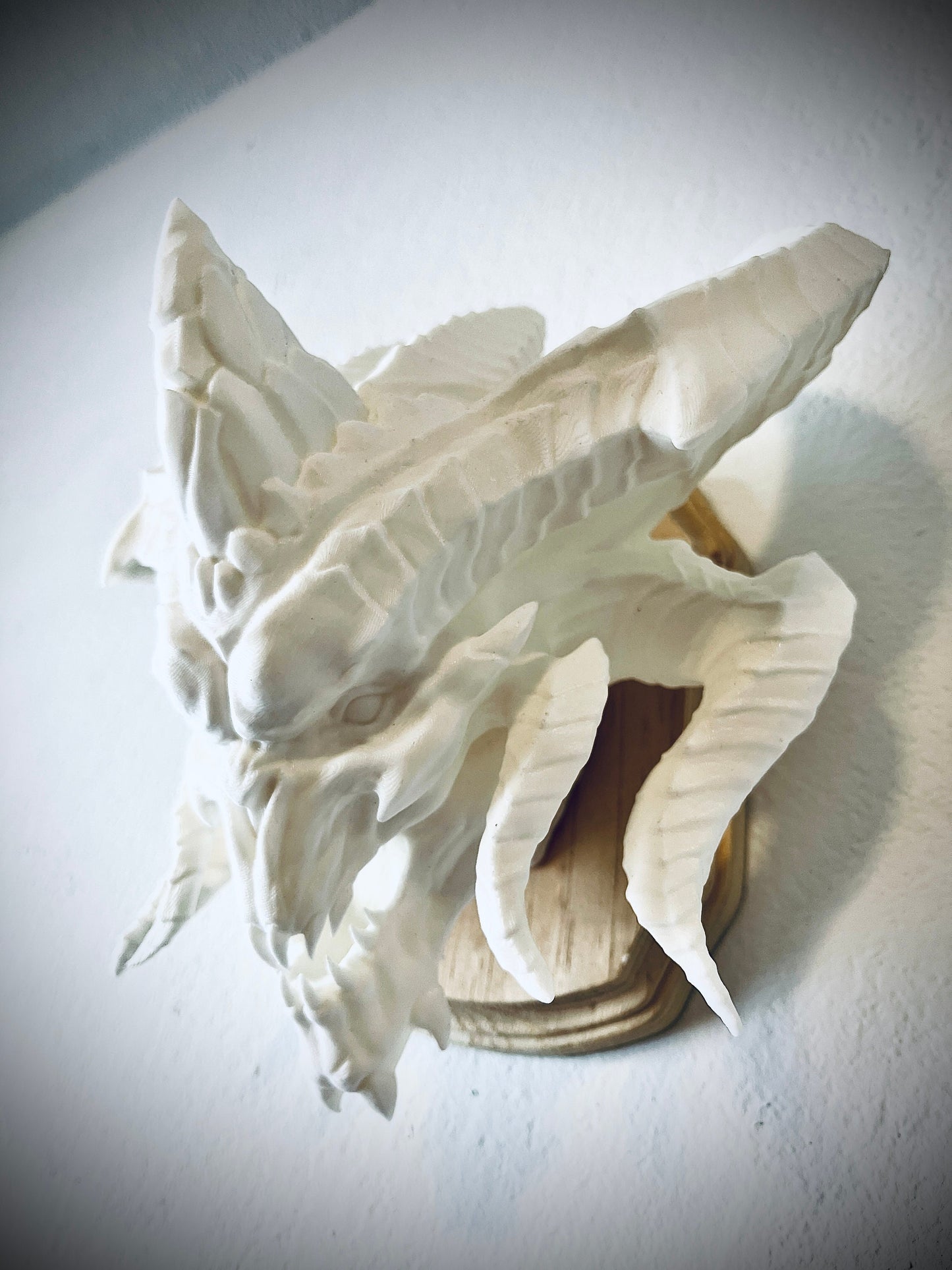 Diablo inspired wall trophy lamp to decorate your room: bedroom, playroom or office.