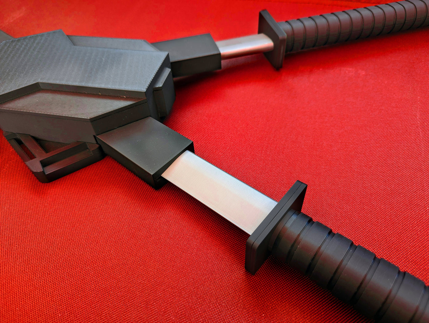 3D printed Deadpool swords and backpack scabbards, improved version
