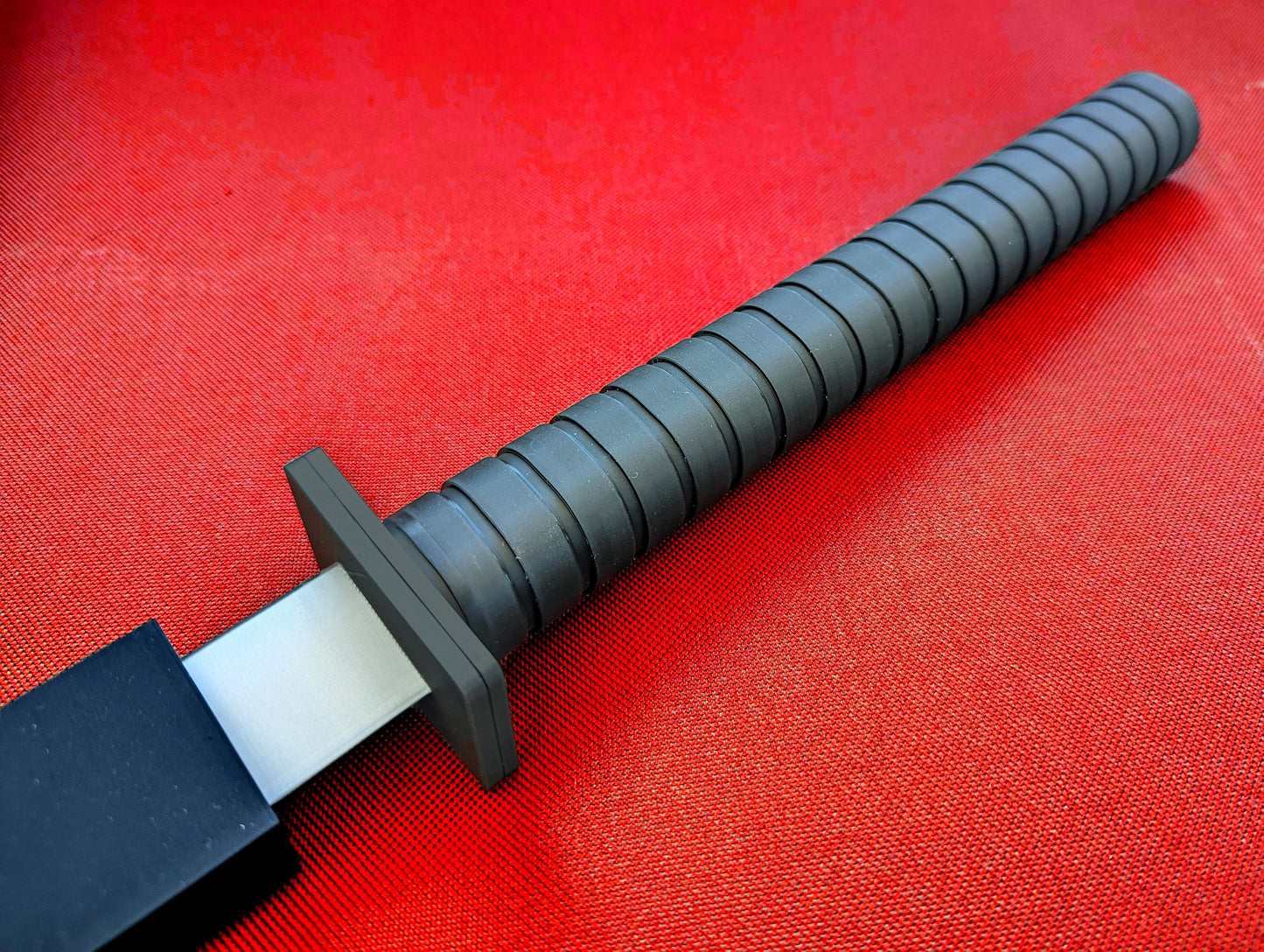 3D printed Deadpool swords and backpack scabbards, improved version