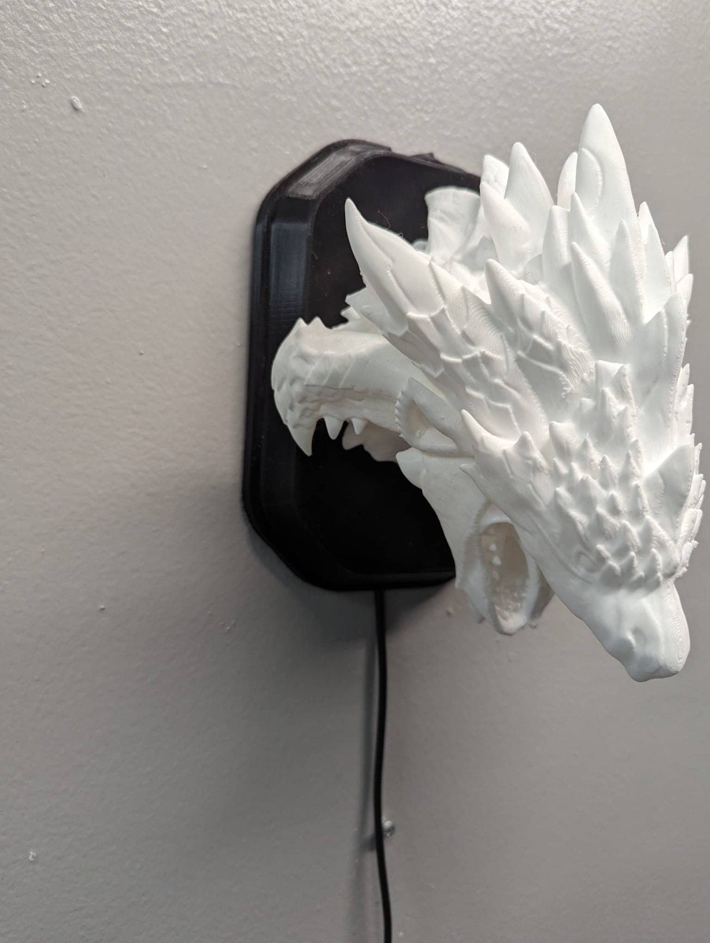 Monster Hunter Rathalos inspired wall trophy lamp to decorate your room bedroom, playroom or office