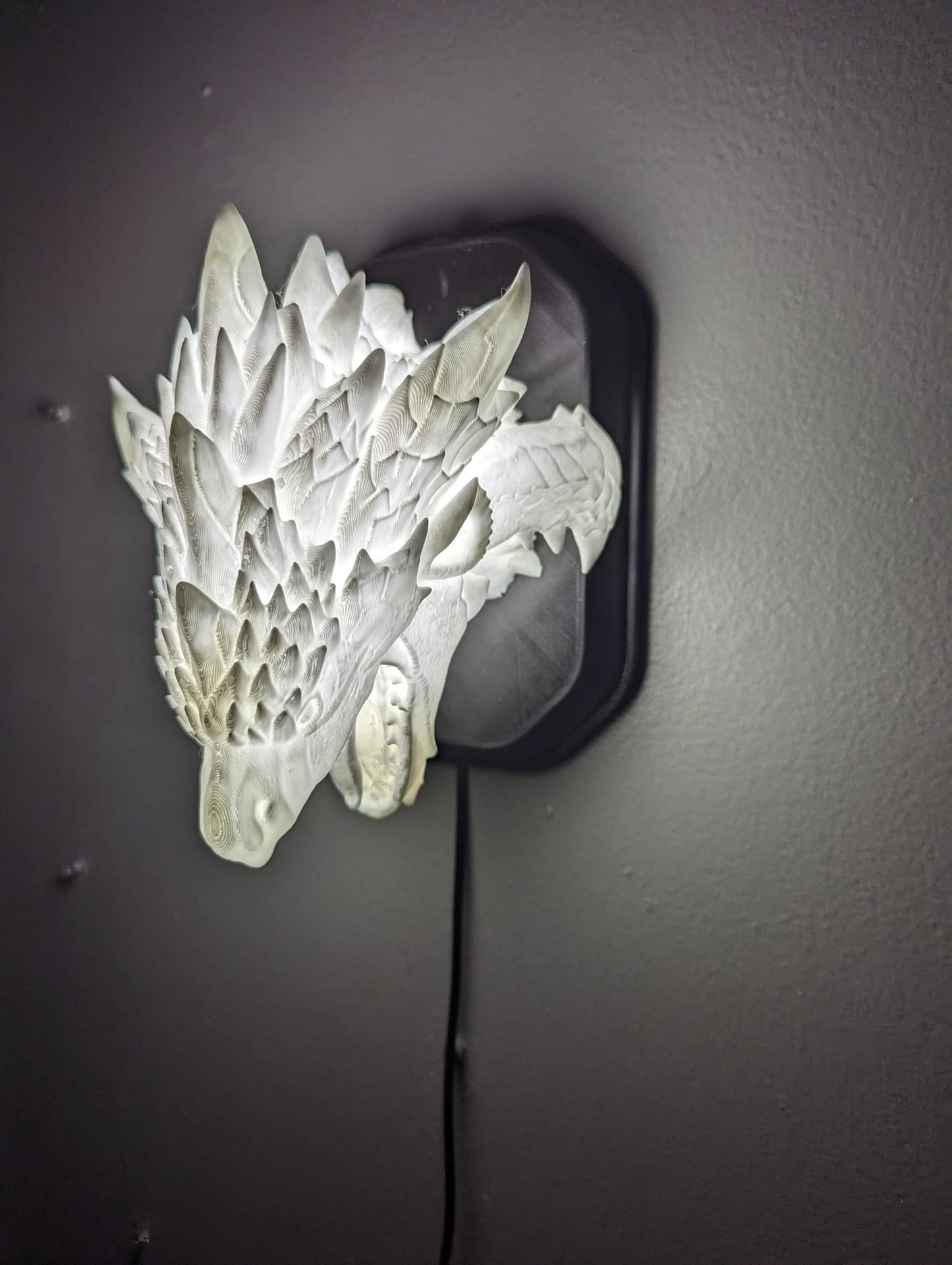 Monster Hunter Rathalos inspired wall trophy lamp to decorate your room bedroom, playroom or office