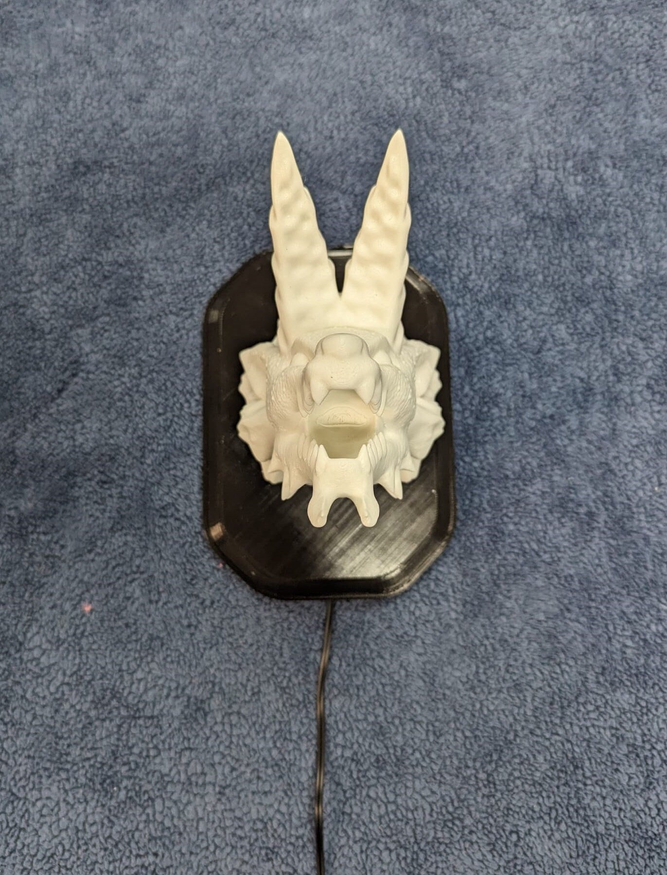 Monster Hunter Zinogre inspired wall trophy lamp to decorate your room bedroom, playroom or office