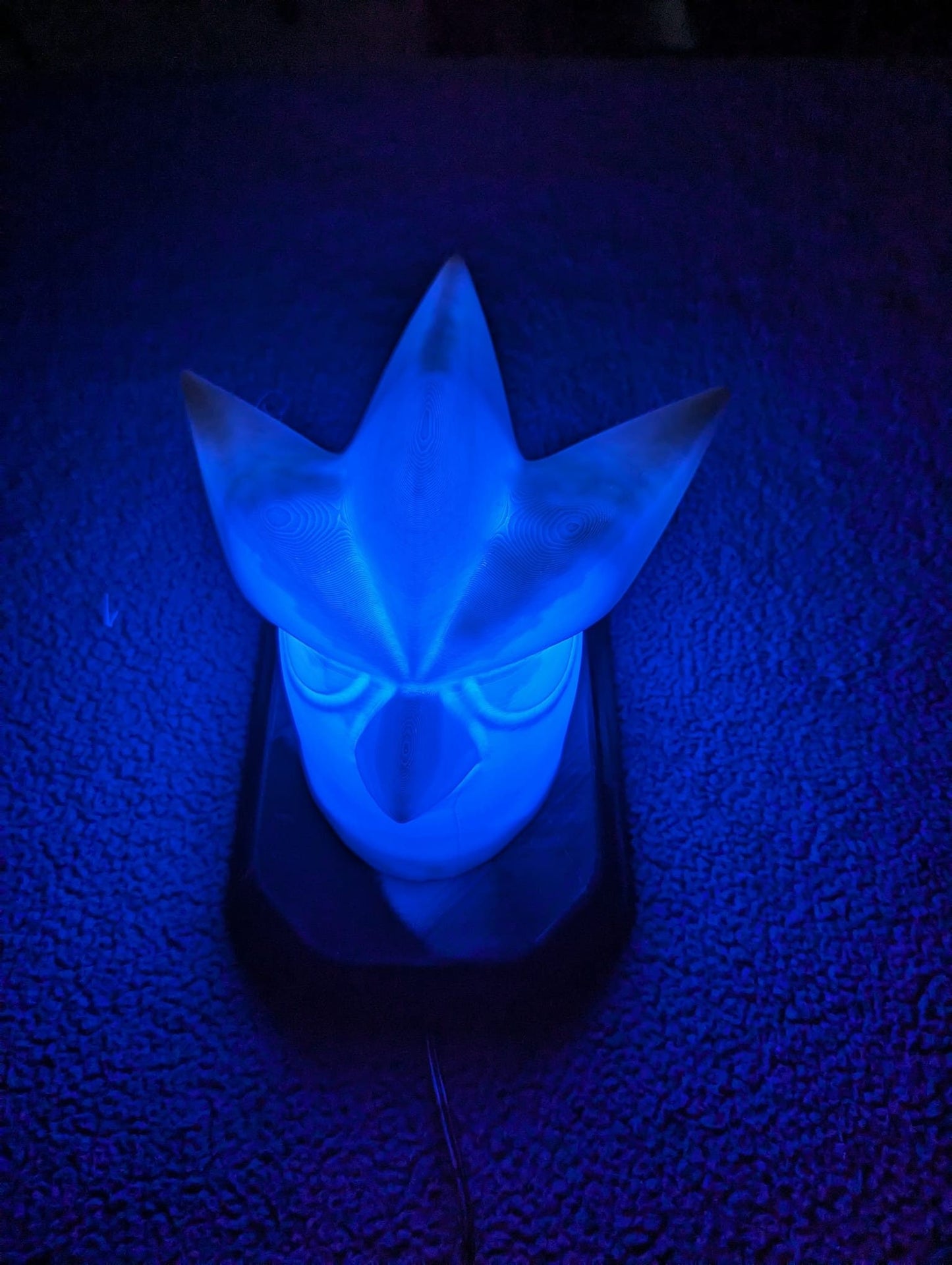 Pokemon's Artikuno inspired wall trophy lamp to decorate your room: bedroom, playroom or office.