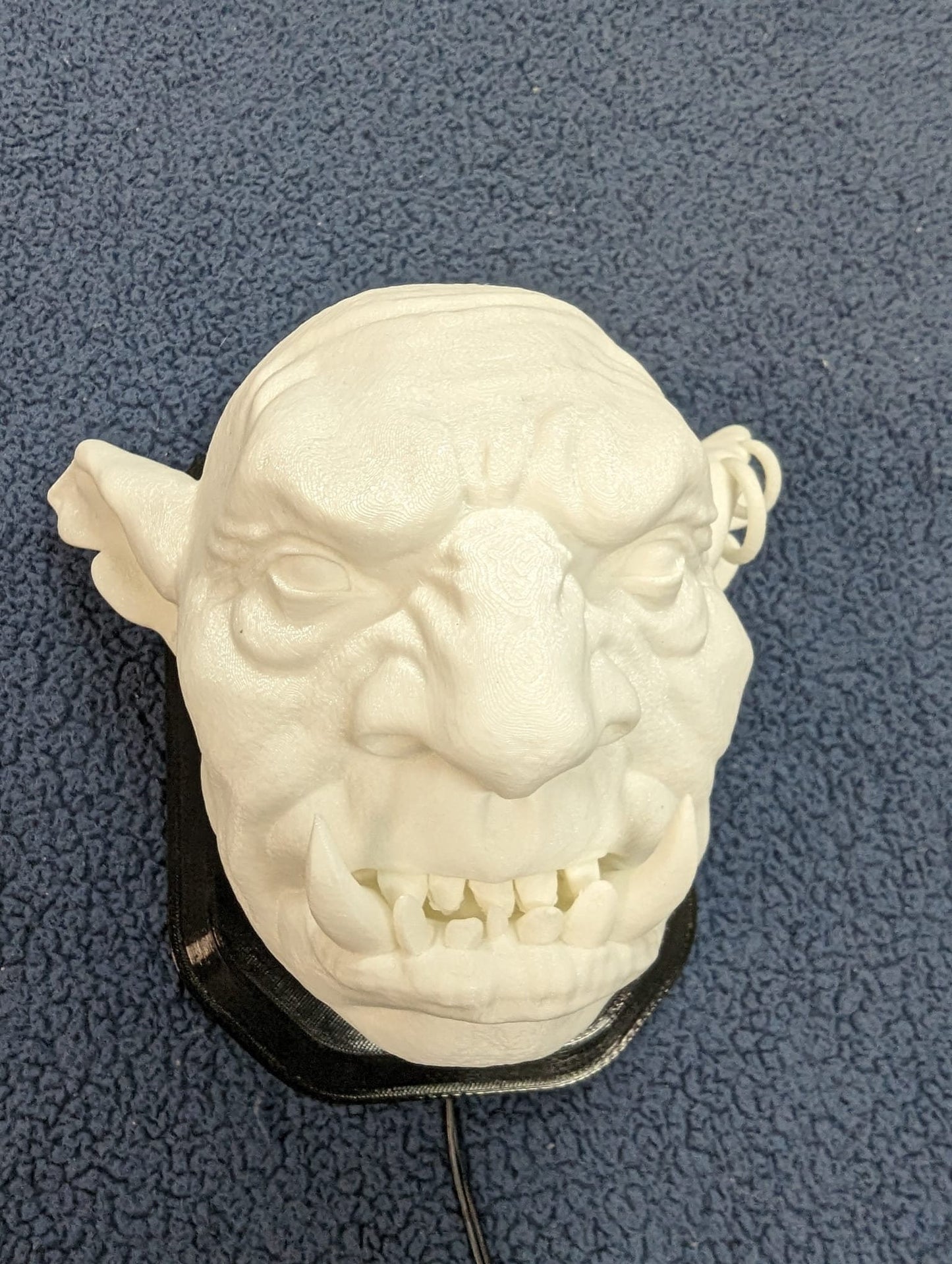Cave Troll Head wall trophy lamp to decorate your room: bedroom, playroom or office.