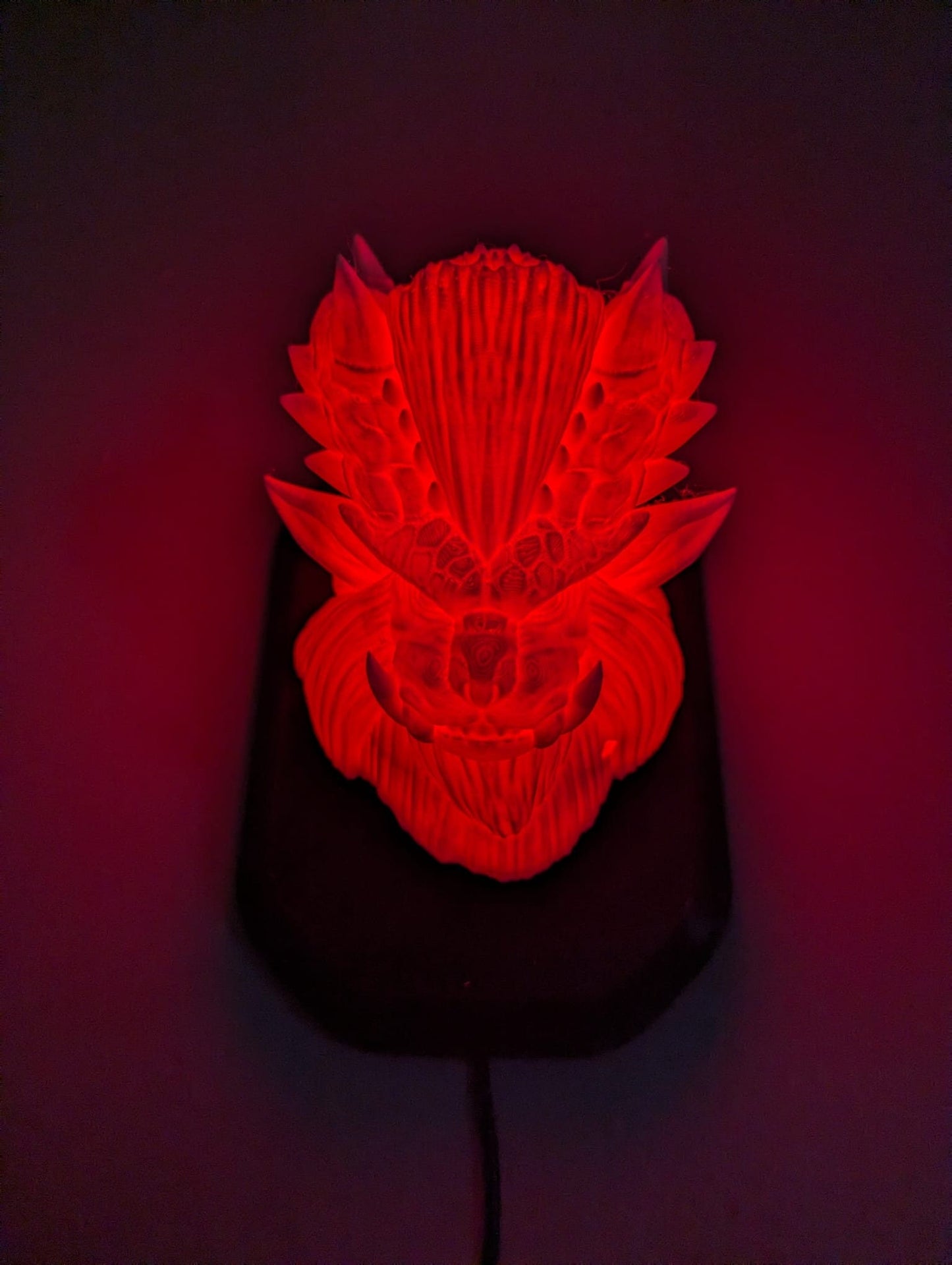 Monster Hunter Teostra inspired wall trophy lamp to decorate your room: bedroom, playroom or office.