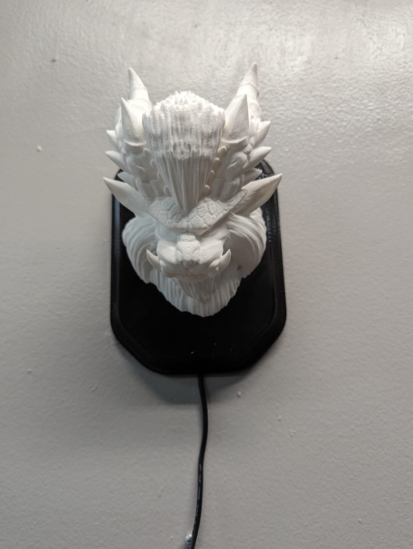 Monster Hunter Teostra inspired wall trophy lamp to decorate your room: bedroom, playroom or office.