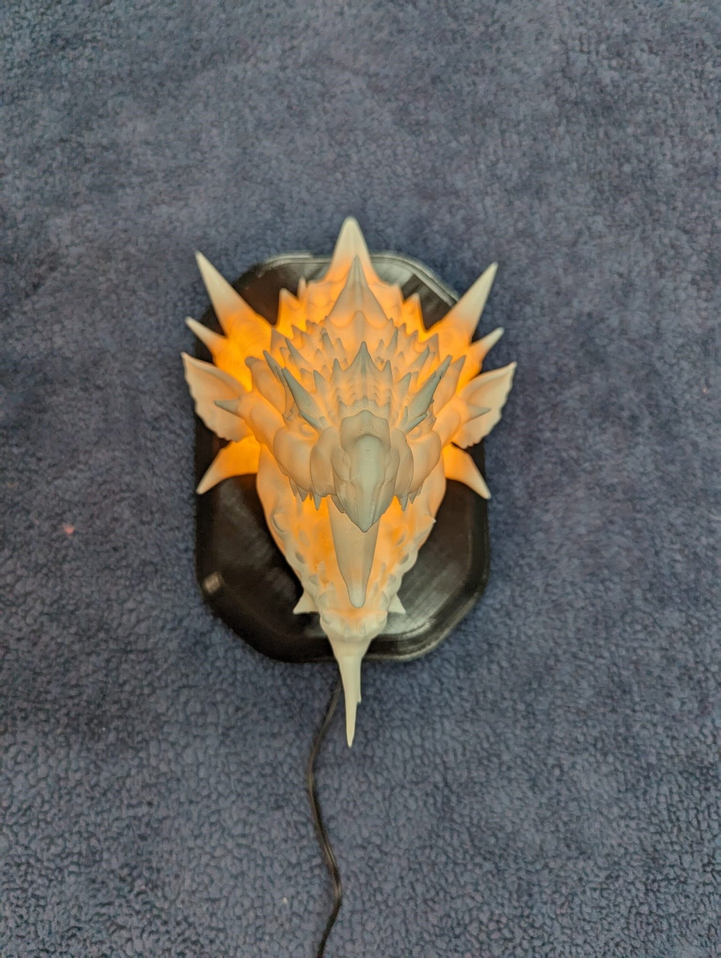 Monster Hunter Rathian inspired wall trophy lamp to decorate your room bedroom, playroom or office