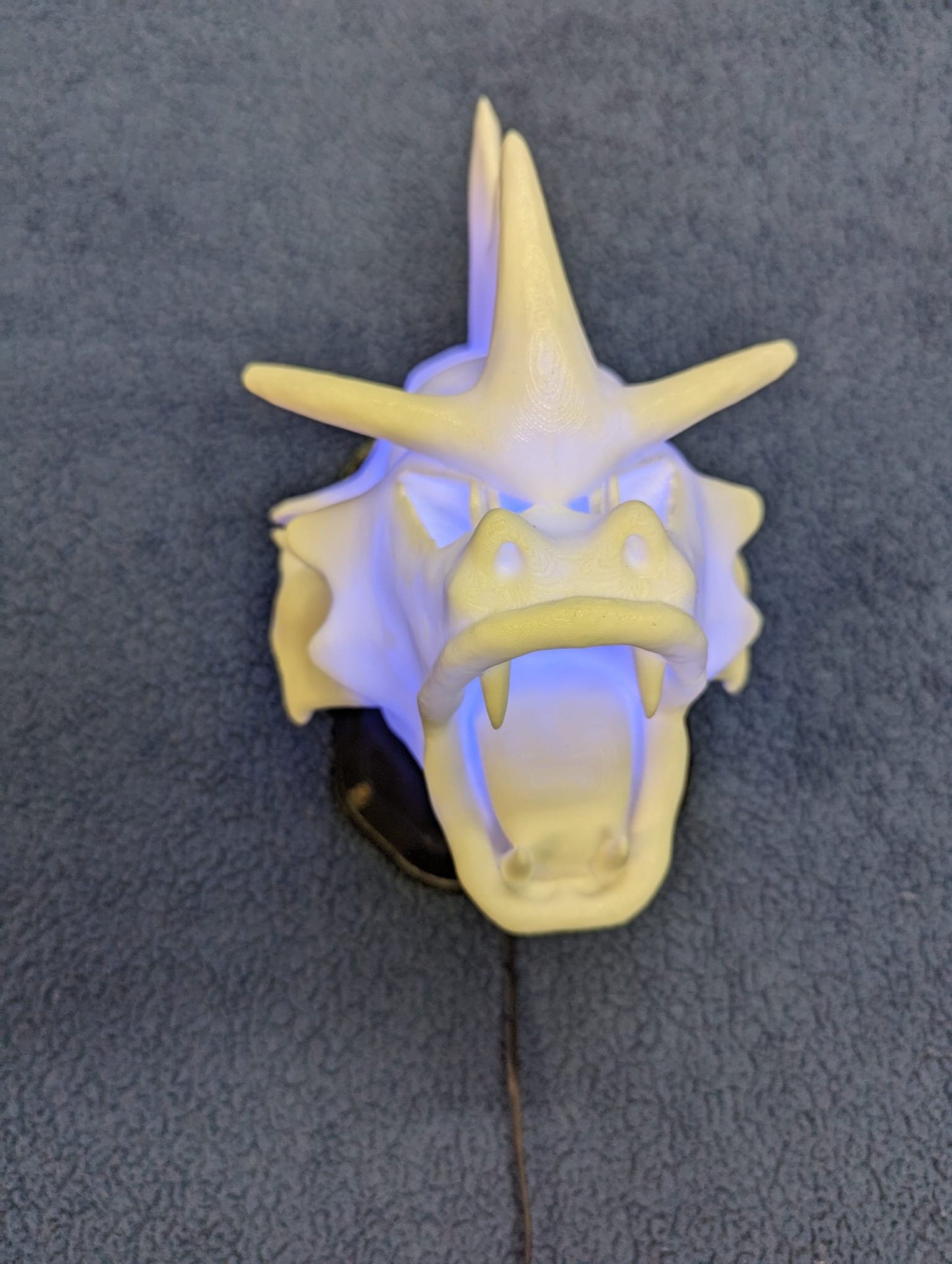 Pokemon's Gyarados inspired wall trophy lamp to decorate your room: bedroom, playroom or office.