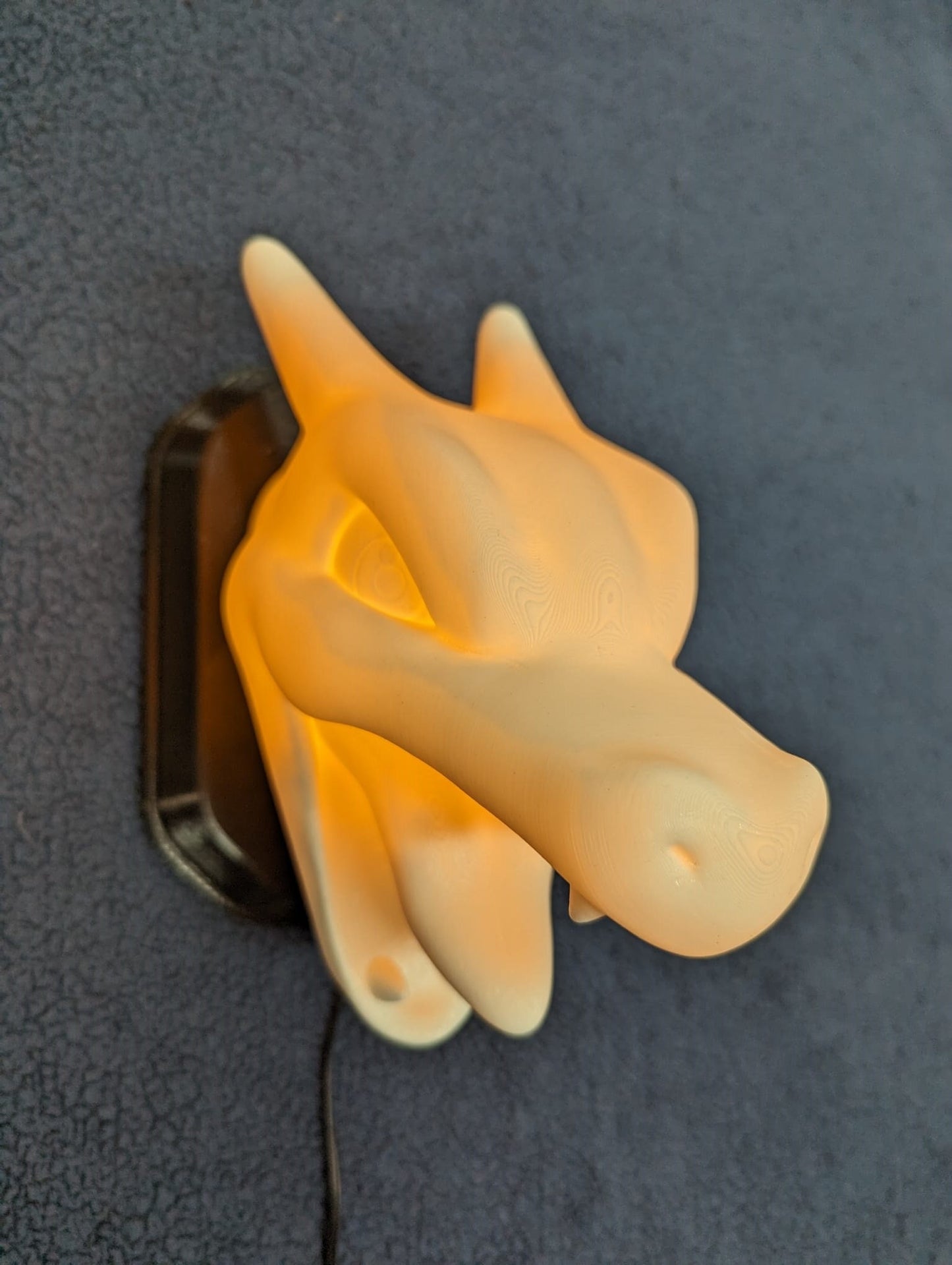 Pokemon's Charizard inspired wall trophy lamp to decorate your room: bedroom, playroom or office.