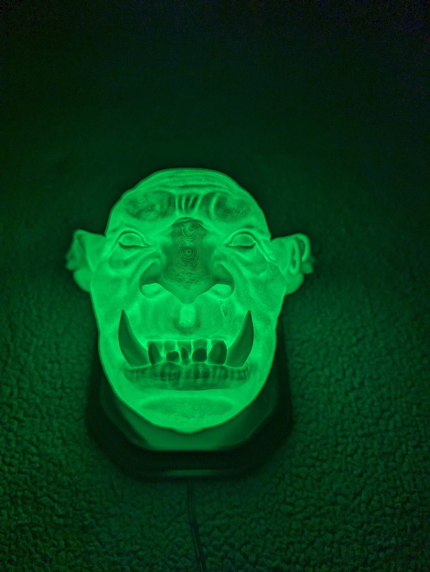 Cave Troll Head wall trophy lamp to decorate your room: bedroom, playroom or office.