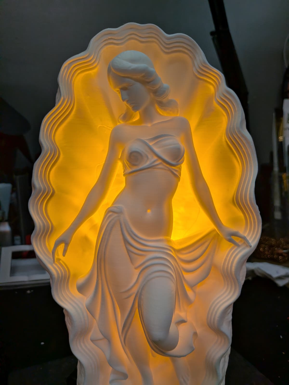 Venus Shell Lamp | 3D Printed Art Deco Light | Renaissance Inspired LED Table Lamp | Mythology Decor | 30cm Tall | Includes 12V Power Supply
