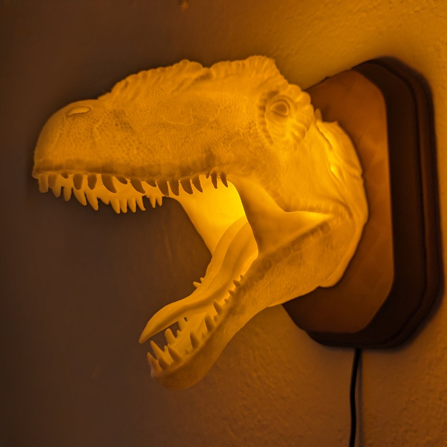 Allosaurus inspired wall trophy lamp to decorate your room: bedroom, playroom or office.