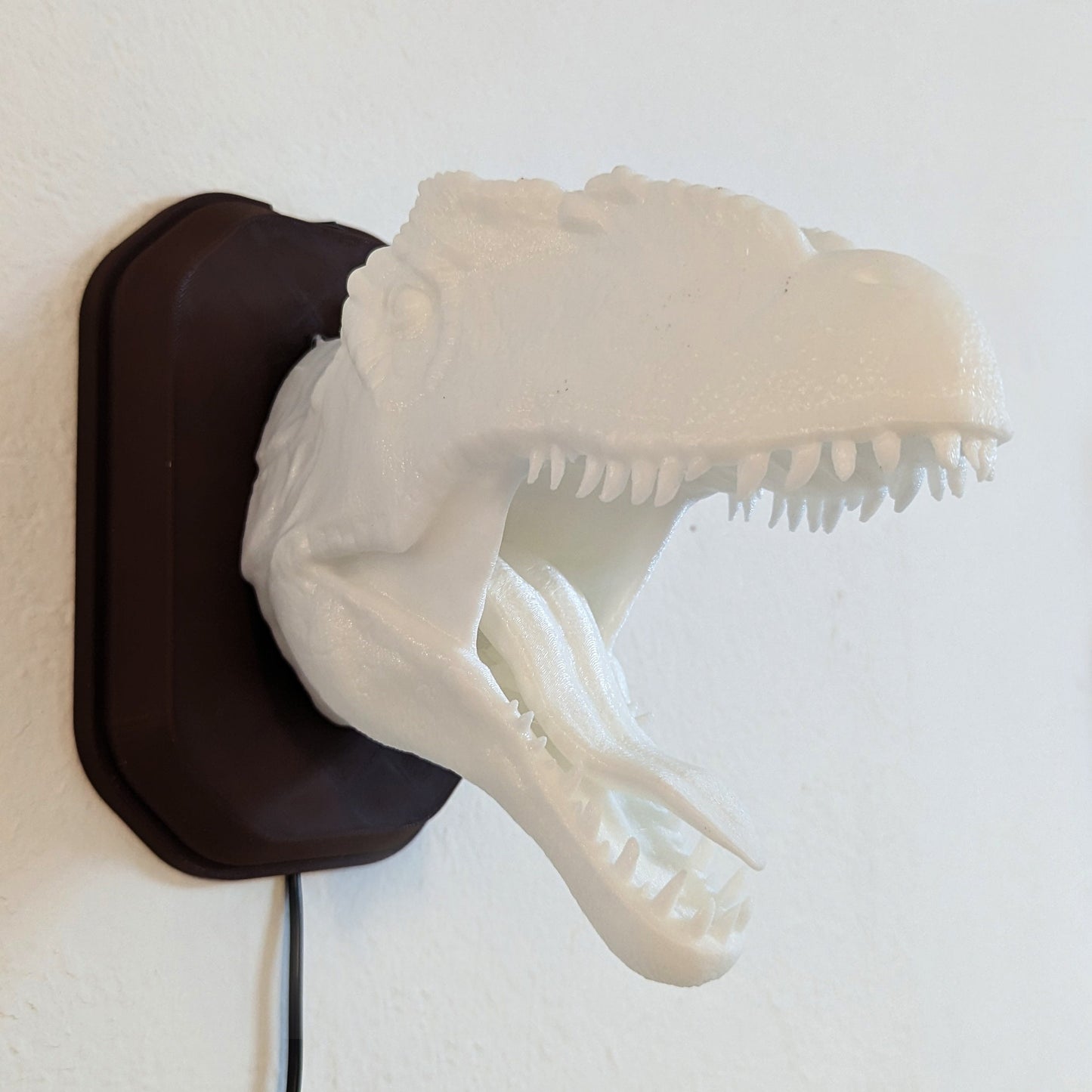 Allosaurus inspired wall trophy lamp to decorate your room: bedroom, playroom or office.