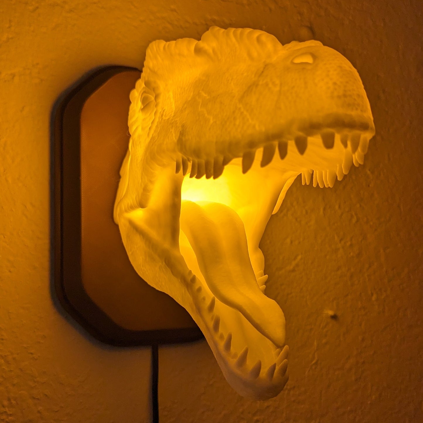 Allosaurus inspired wall trophy lamp to decorate your room: bedroom, playroom or office.