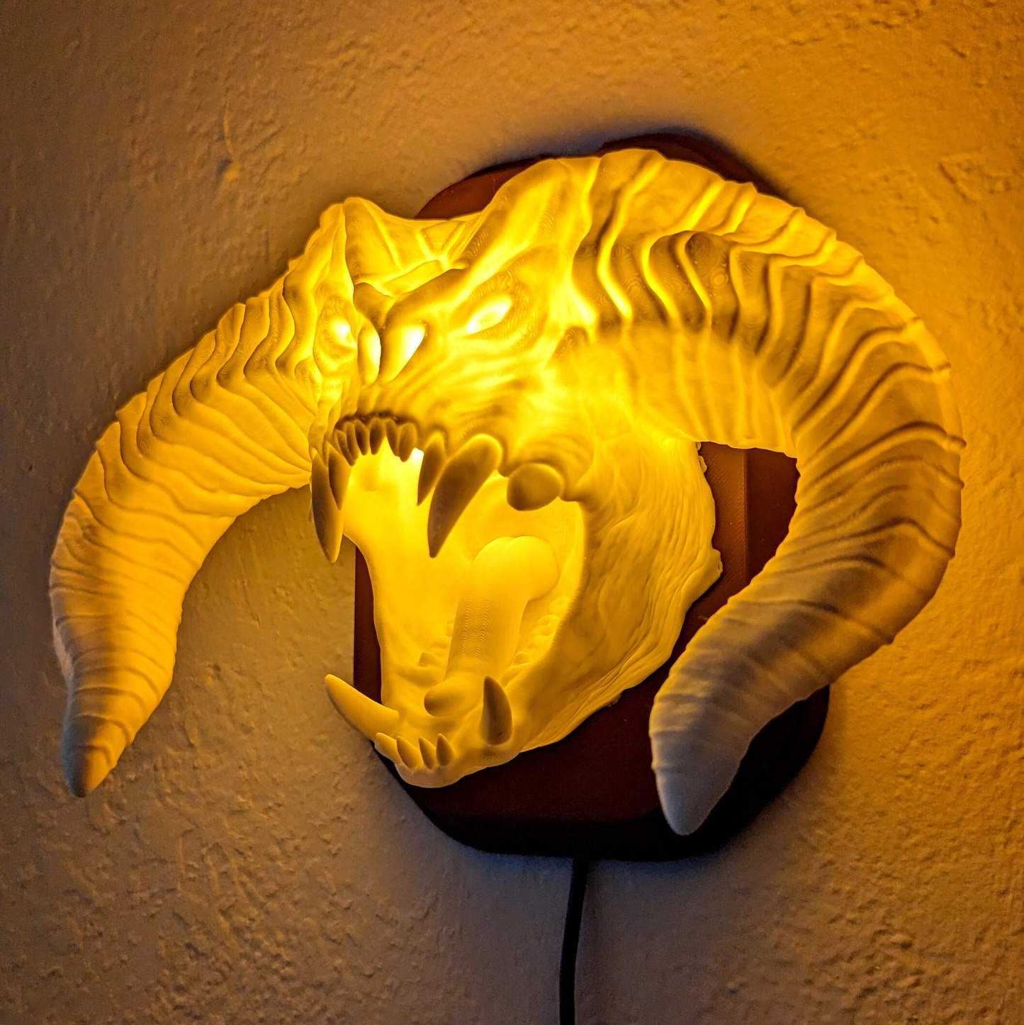 Lord of theRings Balrog inspired wall trophy lamp to decorate your room: bedroom, playroom or office.