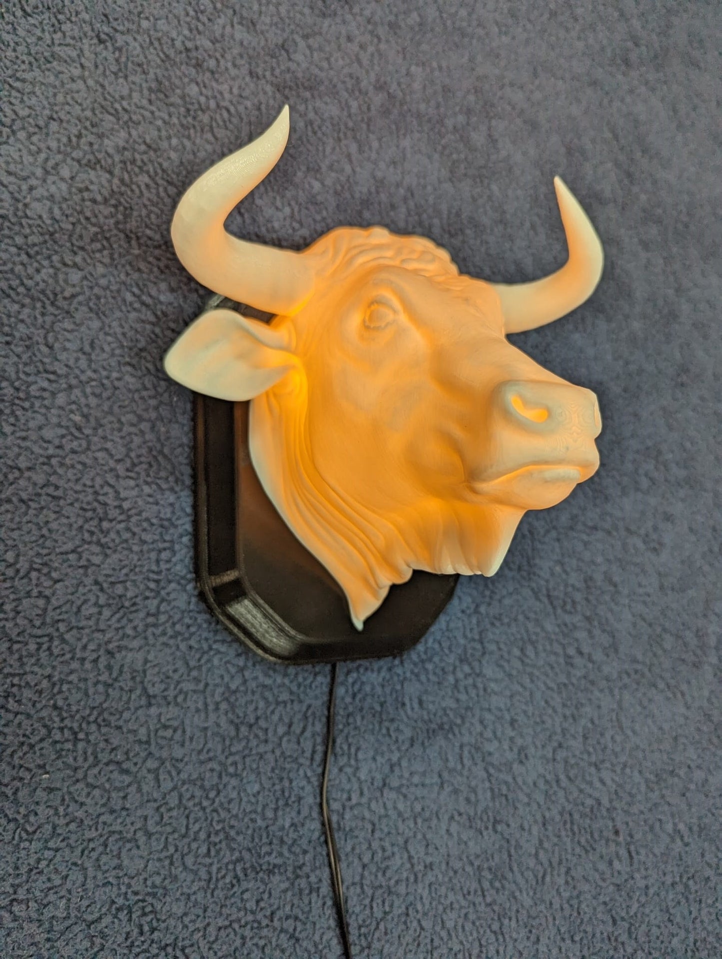 Angry Bull wall trophy lamp to decorate your room: bedroom, playroom or office.