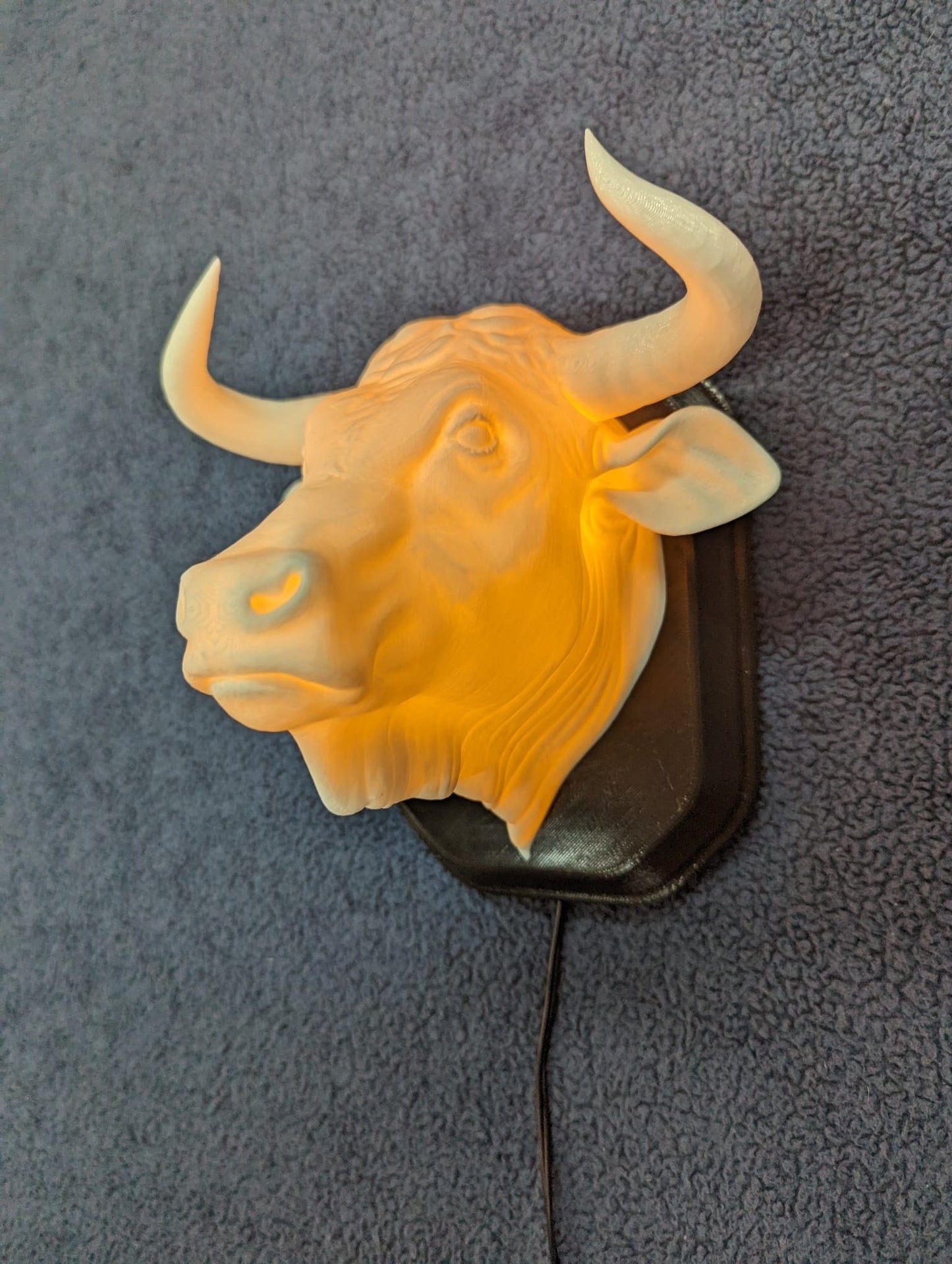 Angry Bull wall trophy lamp to decorate your room: bedroom, playroom or office.
